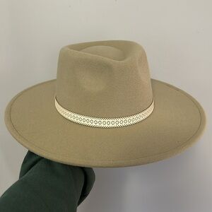 Women’s Fashion Hat